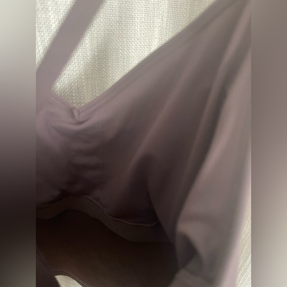 Old Navy Active Strappy Tank - Picture 5 of 5